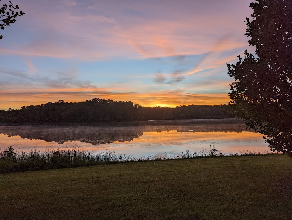 Aurora Sunny Lake Park | 7MRJ+F9W, 885 E Mennonite Rd, Aurora, OH 44202, USA | Phone: (330) 562-6910