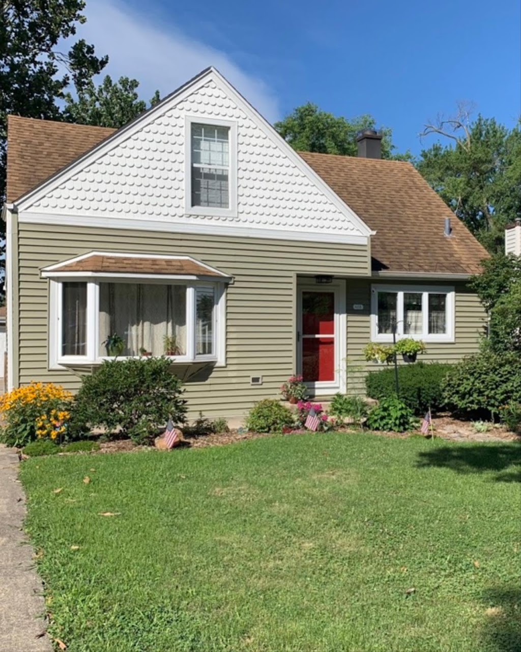 Sonia Farooq Real Estate Specialist | 781 Hartford Ln, Bolingbrook, IL 60440, USA | Phone: (630) 401-0406