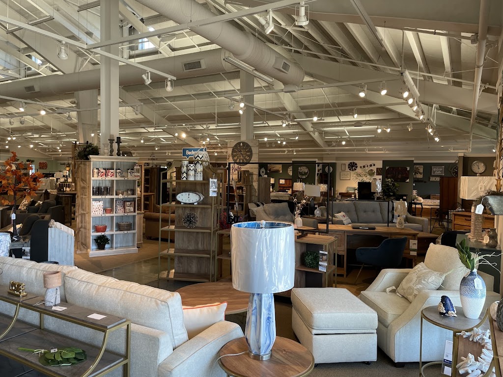 Sauder Furniture Store & Outlet | 22799 State Rte 2, Archbold, OH 43502, USA | Phone: (419) 446-3165 ext. 2