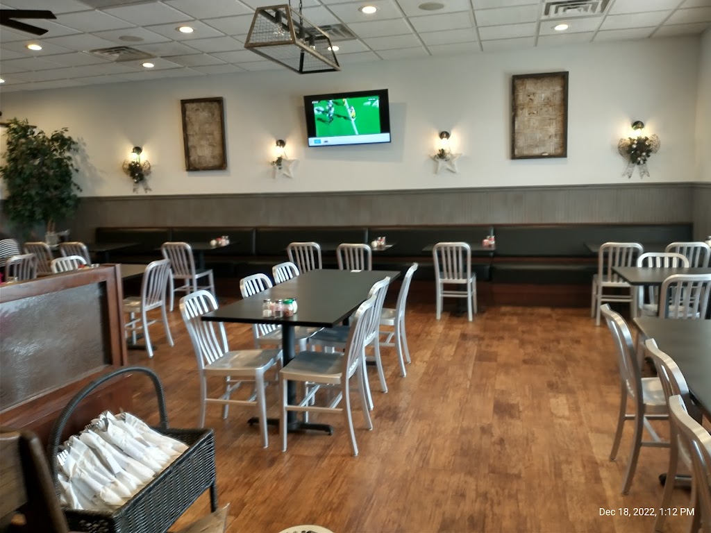 Luccis Pizza & Pasta | 3510 PA-130, Irwin, PA 15642, USA | Phone: (724) 744-4262