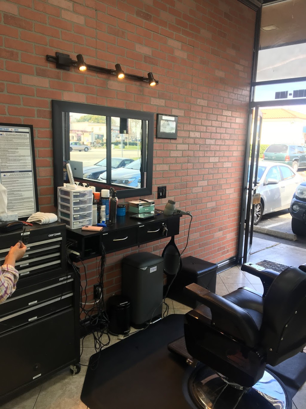 Chino Barbershop | 12150 Ramona Ave suite 12-b, Chino, CA 91710, USA | Phone: (909) 497-7000