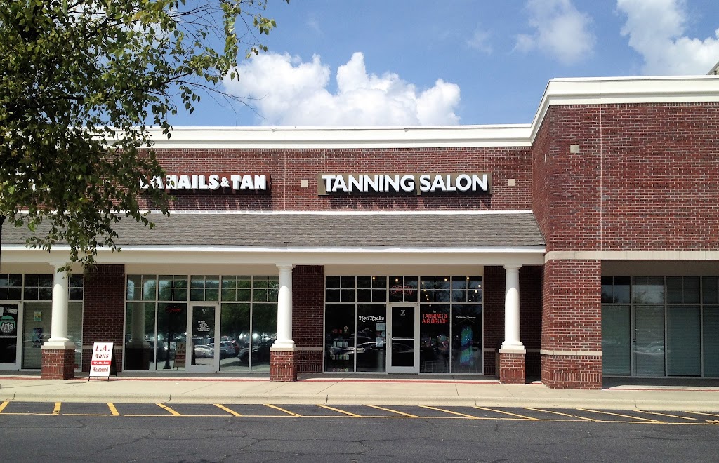 Hot Rocks Tanning & Boutique | 2205 Oak Ridge Rd Suite Z, Oak Ridge, NC 27310 | Phone: (336) 643-0091