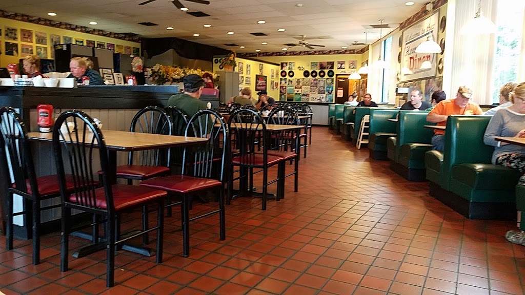 Hometown Diner | 103 Memorial Blvd, Connellsville, PA 15425, USA | Phone: (724) 628-7006