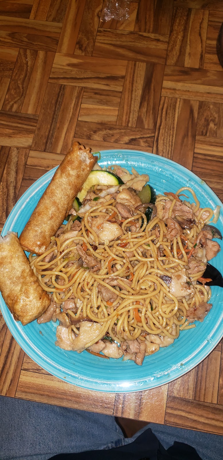 Chinos Rice n Noodles | 950 N University Dr, Fort Worth, TX 76114, USA | Phone: (817) 707-1509