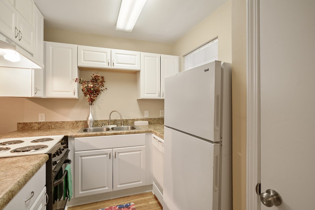Park Regency Apartments | 260 Sharp Rd, Baton Rouge, LA 70815, USA | Phone: (225) 960-6441