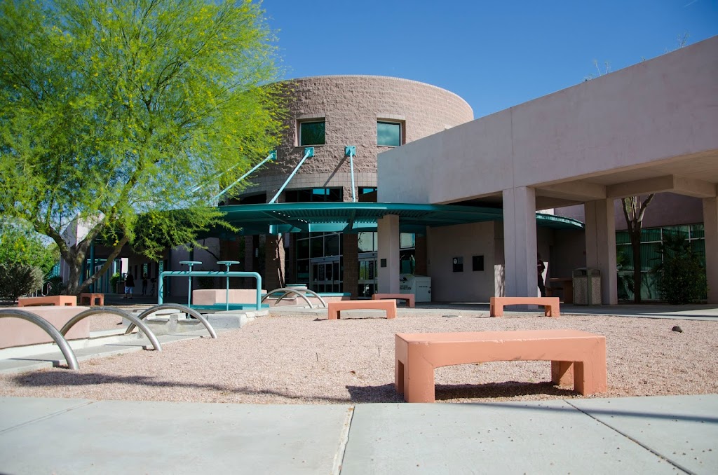 Southeast Regional Library | 775 N Greenfield Rd, Gilbert, AZ 85234, USA | Phone: (602) 652-3000