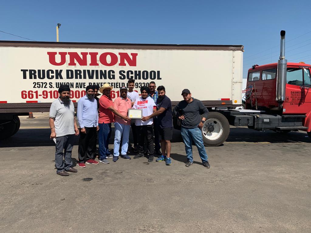 Union Truck School | 5009, 2572 S Union Ave, Bakersfield, CA 93307 | Phone: (661) 827-9010