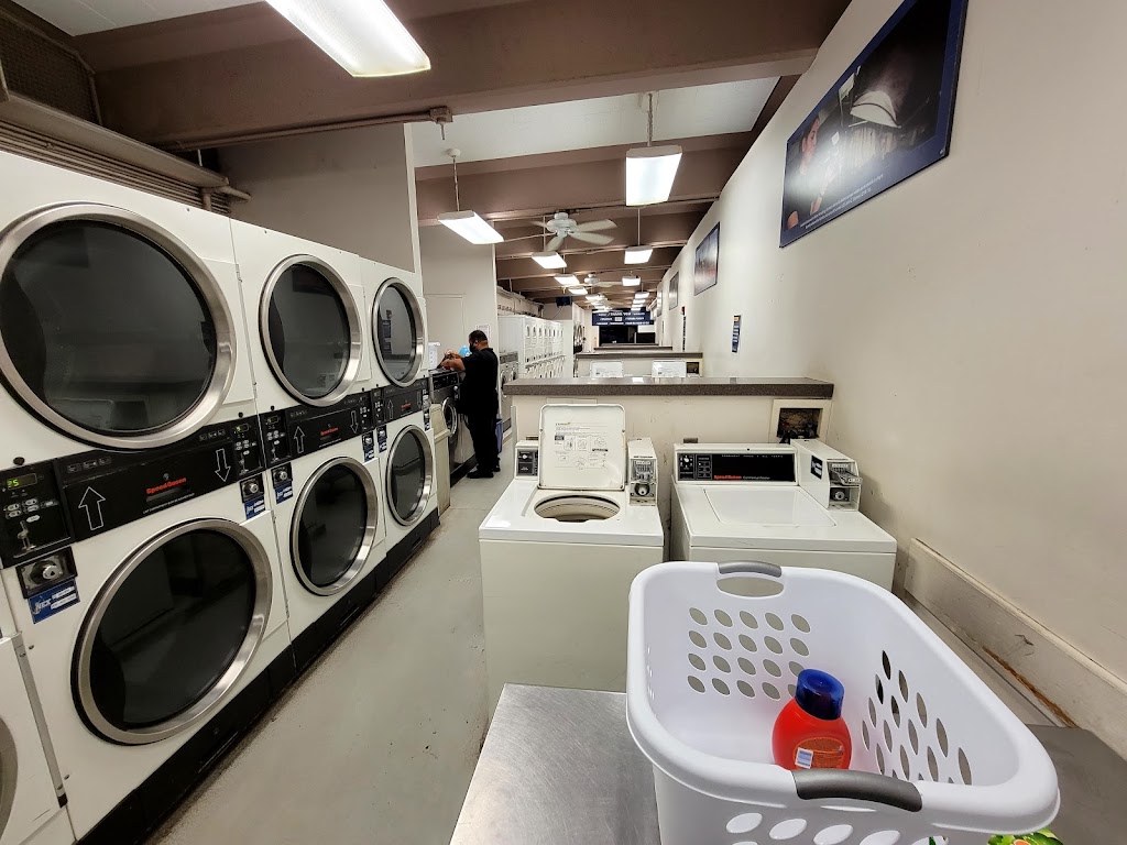 Pearl Harbor Laundromat | 1200 Battleship Dr, Honolulu, HI 96818, USA | Phone: (800) 423-3211