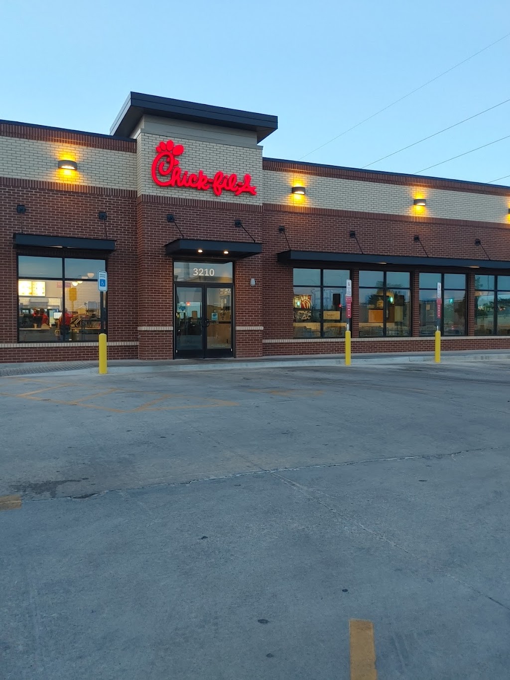 Chick-fil-A | 3210 W Loop 289, Lubbock, TX 79407, USA | Phone: (806) 796-7744