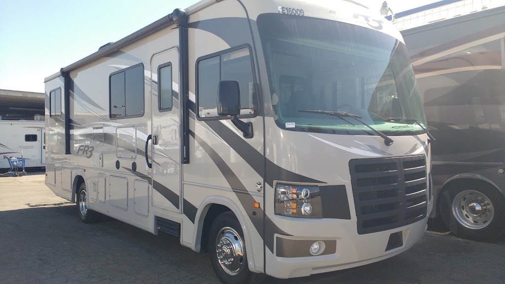 Metro RV | 160 W Olive Ave, Burbank, CA 91502, USA | Phone: (818) 841-2441