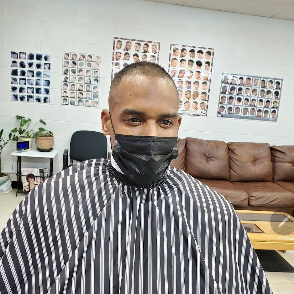 Yongs Pro Barber | 6505 Steilacoom Blvd SW Ste. A, Tacoma, WA 98499, USA | Phone: (206) 751-4608