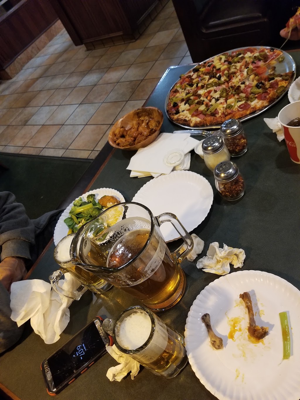 Rustys Pizza Parlor | 10824 Rosedale Hwy, Bakersfield, CA 93312, USA | Phone: (661) 835-5555 Rustys Pizza Parlor | 10824 Rosedale Hwy, Bakersfield, CA 93312, USA | Phone: (661) 835-5555
