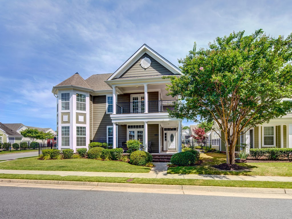 Cynthia Welch Associate Broker Rose & Womble Realty | 4100 Holly Rd, Virginia Beach, VA 23451, USA | Phone: (757) 567-9090