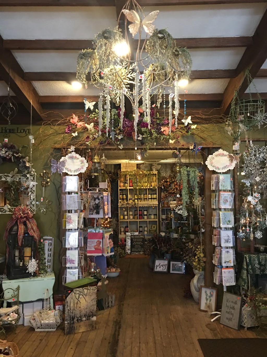 The Enchanted Garden | 318 Main St, Irwin, PA 15642 | Phone: (724) 861-9494