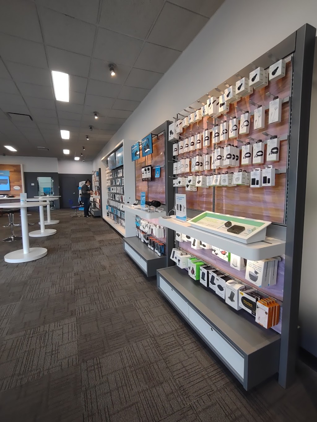 AT&T Store | 210 Brenwood St, Berea, KY 40403, USA | Phone: (859) 986-1444