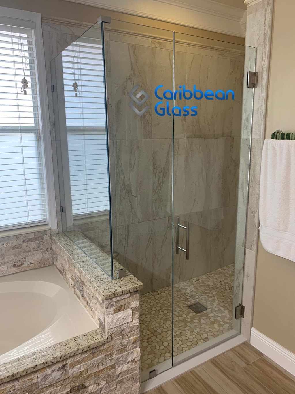 Caribbean Glass Frameless Shower Doors | 9407 Tawnyberry St, Orlando, FL 32832, USA | Phone: (407) 419-6778