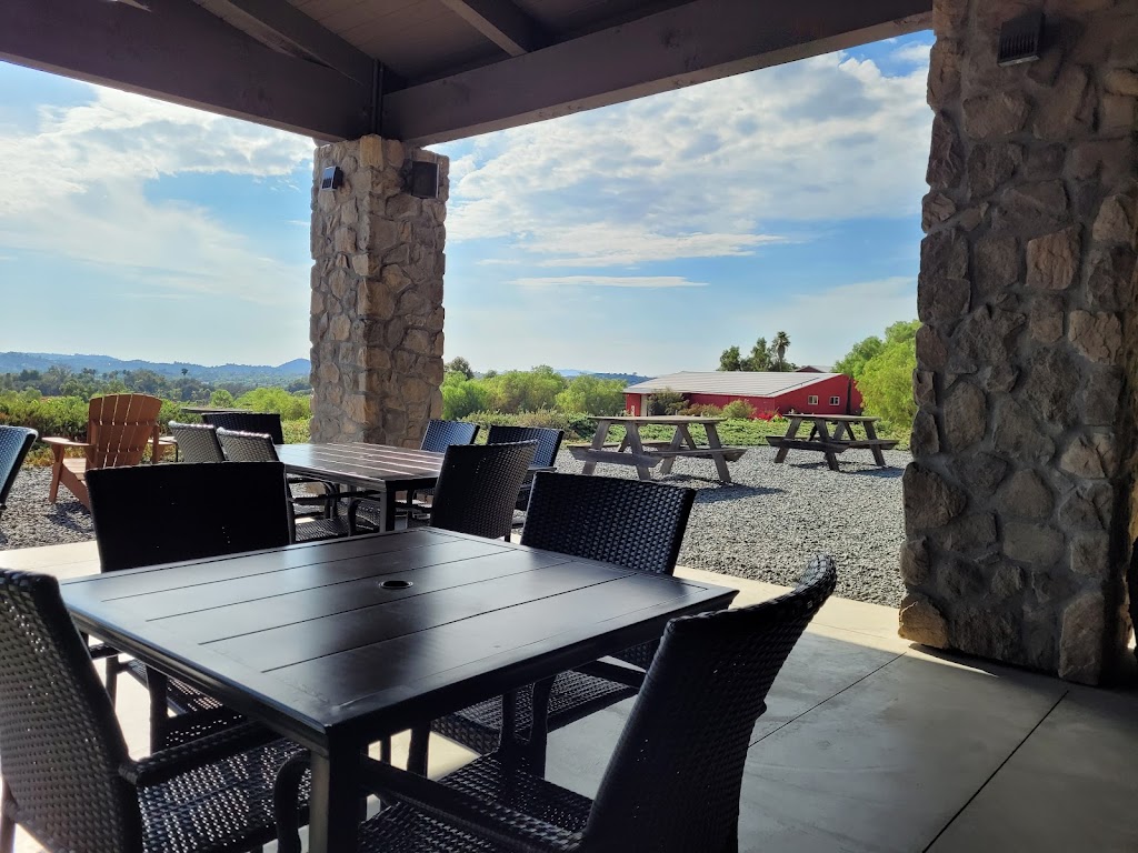 Hill Top Winery | 30801 Valley Center Rd, Valley Center, CA 92082, USA | Phone: (760) 913-1013