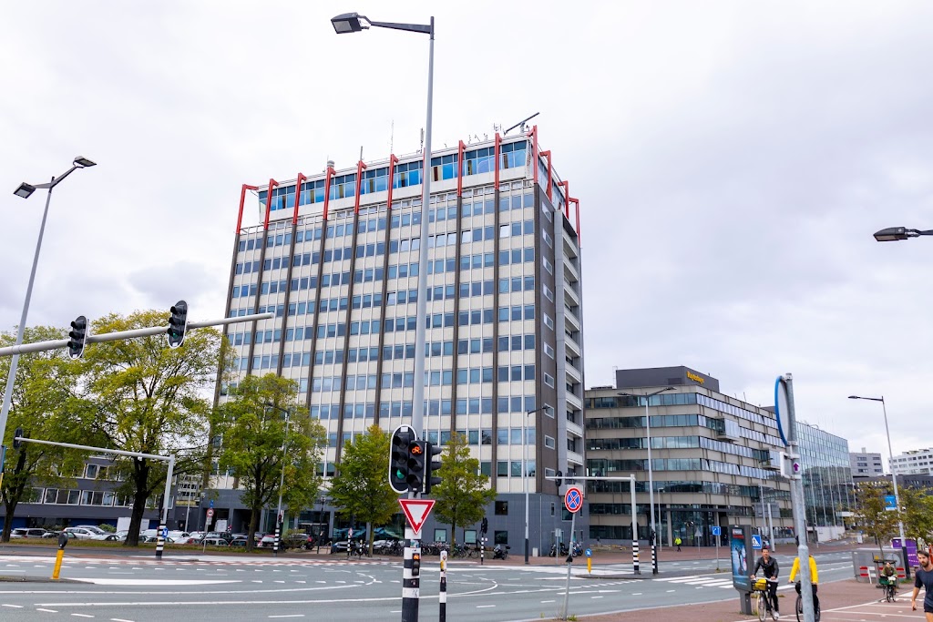 Waldom Electronics EMEA BV | De Ruijterkade 7, 1013 AA Amsterdam, Netherlands | Phone: 020 891 2744