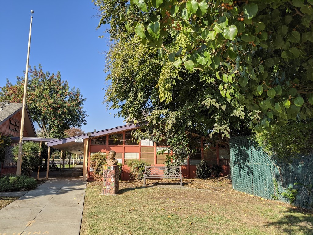 Cesar Chavez Elementary School | 1221 Anderson Rd, Davis, CA 95616, USA | Phone: (530) 757-5490