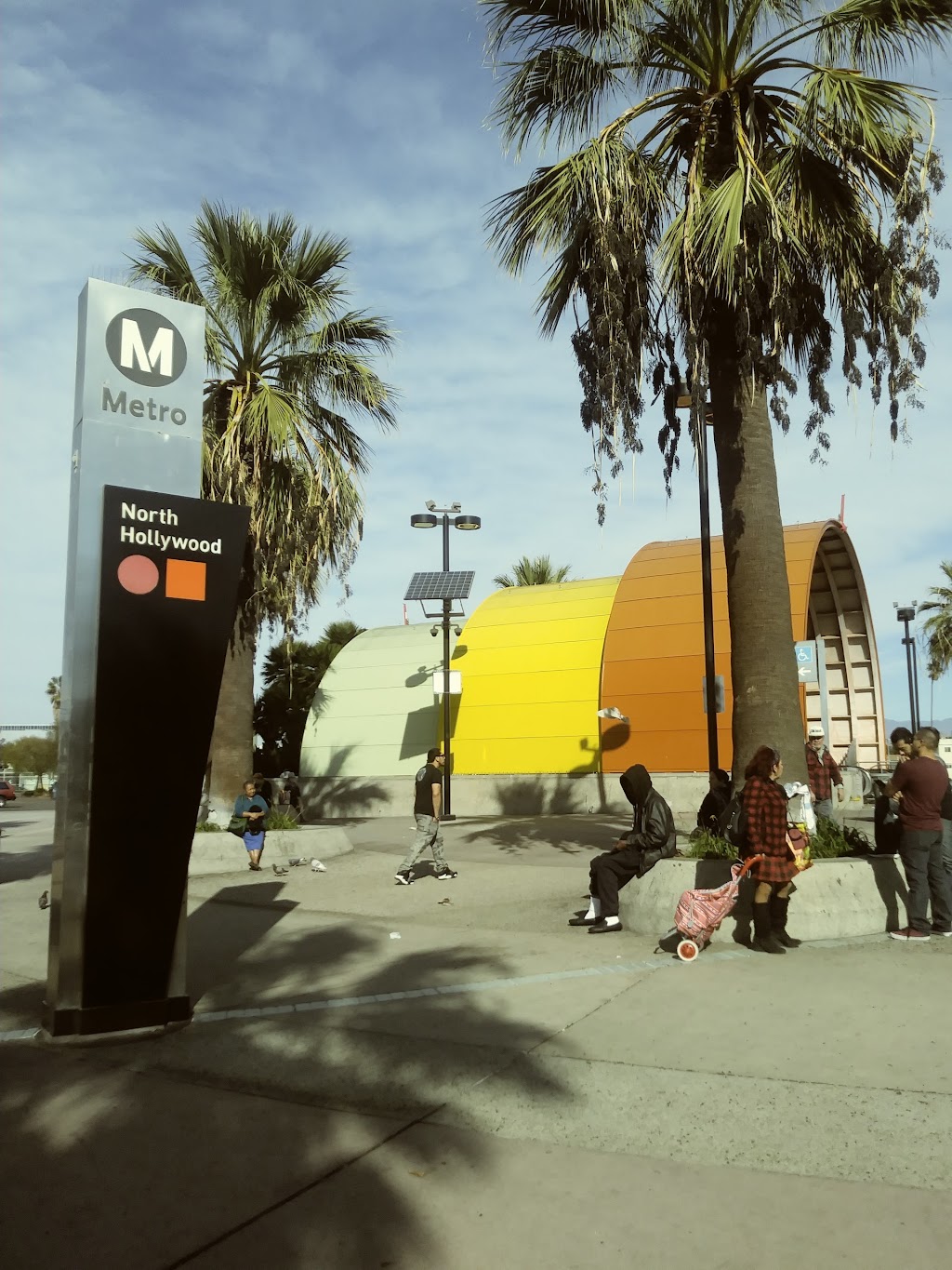 North Hollywood Red Line/Orange Line Station | 11232 Cumpston St, Los Angeles, CA 91601, USA | Phone: (323) 466-3876