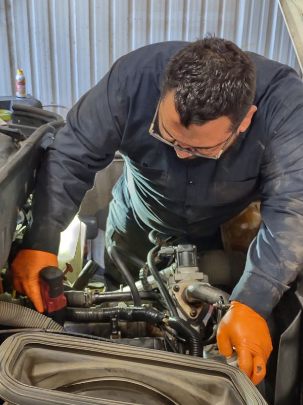 Montes diesel repair LLC | 500 Haltom Rd, Fort Worth, TX 76117, USA | Phone: (682) 347-9708