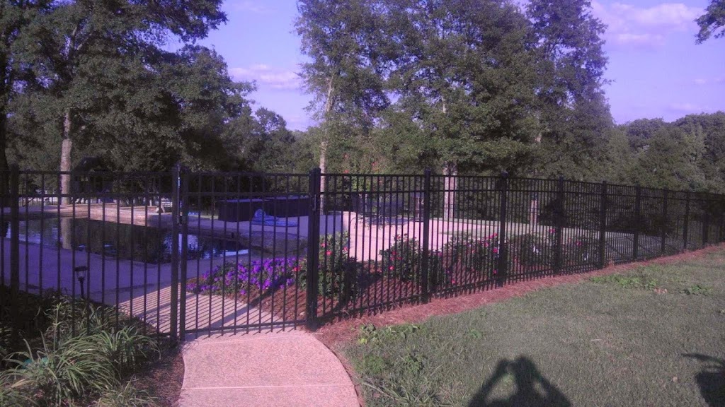 Accurate Fence | 778 Petty Rd, Lawrenceville, GA 30043, USA | Phone: (770) 985-3700