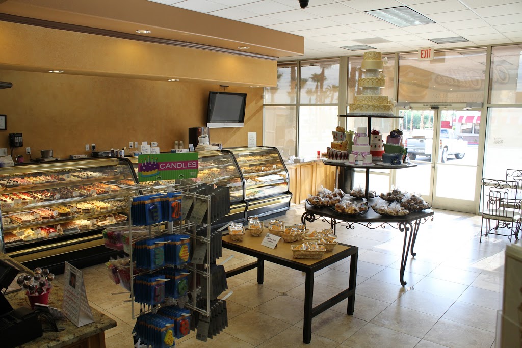 Freeds Bakery | 9815 S Eastern Ave, Las Vegas, NV 89183, USA | Phone: (702) 456-7762