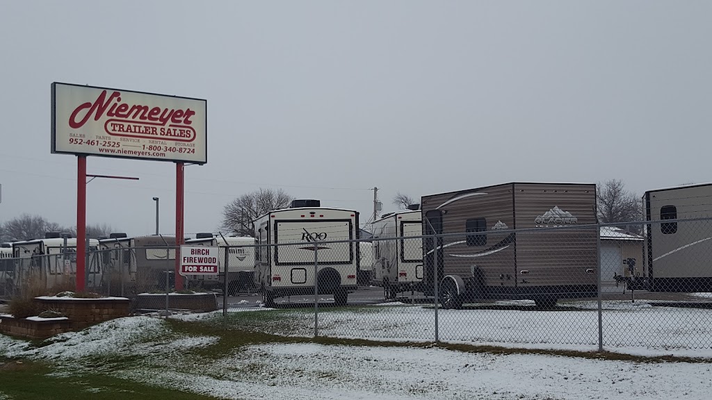 Niemeyer Trailer Sales | 10405 260th St E, Elko, MN 55020, USA | Phone: (800) 340-8724