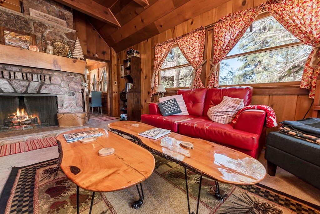 Brill Bear Cabin | 121 E Starr Dr, Big Bear, CA 92314, USA | Phone: (310) 488-3695