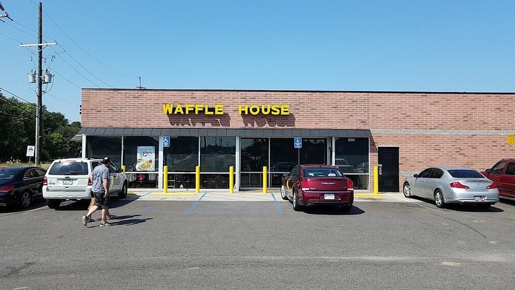 Waffle House | 7025 Dunbarton Dr, Horn Lake, MS 38637, USA | Phone: (662) 393-1499