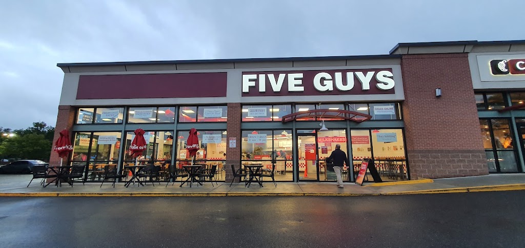 Five Guys | 1708 Main St #300, Longmont, CO 80501, USA | Phone: (303) 485-8924