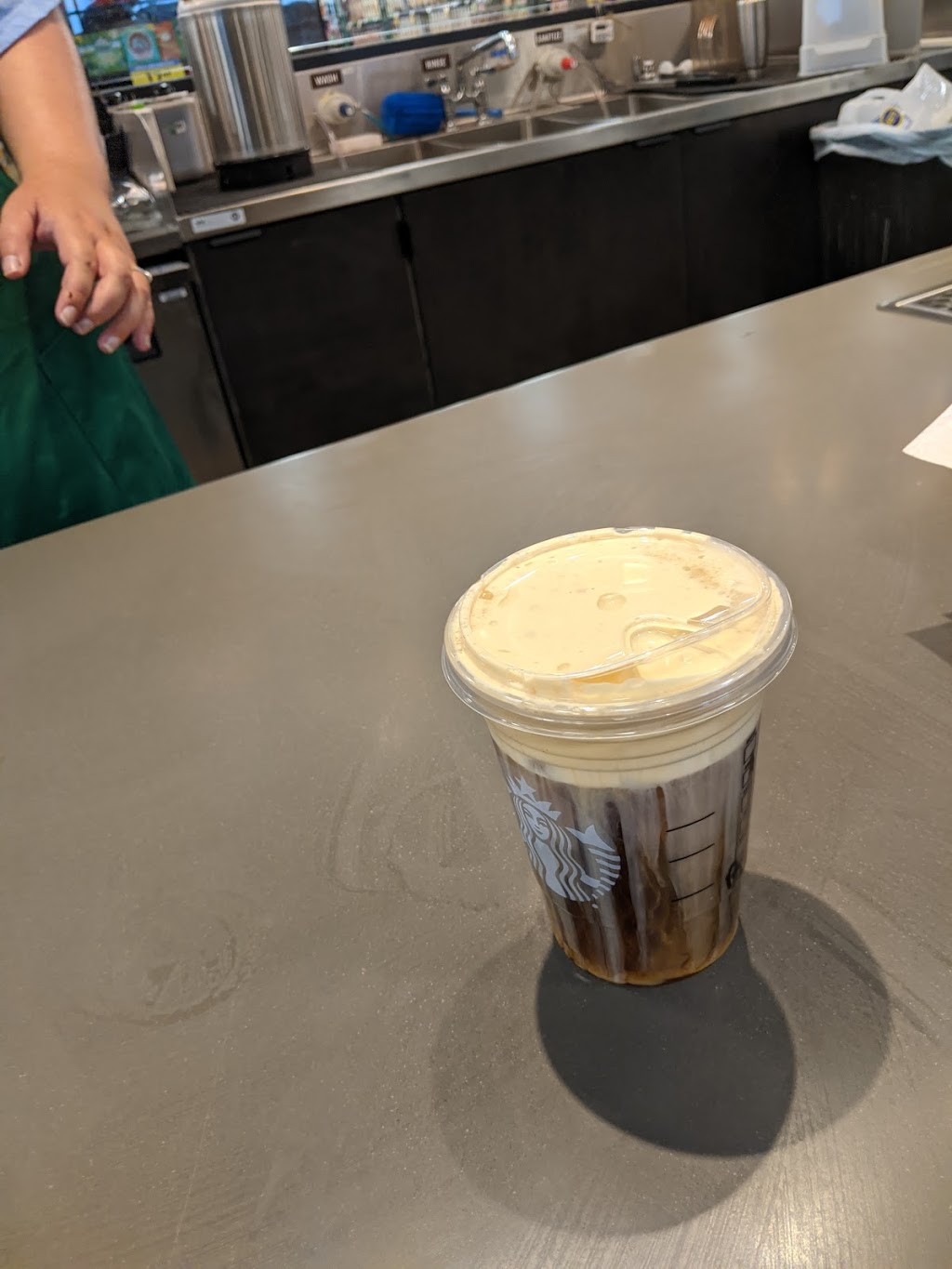 Starbucks | 1700 Cedar St, Fremont, OH 43420, USA | Phone: (419) 332-7985