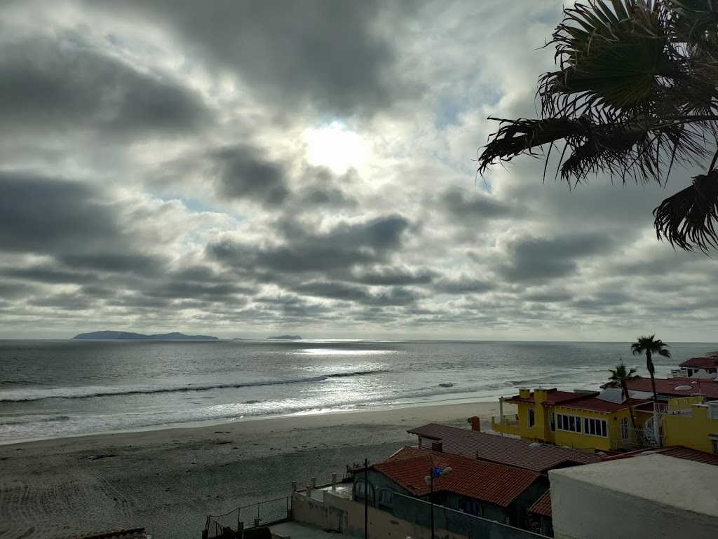 Playa Blanca | 22560 Baja California, Mexico | Phone: 664 631 3331