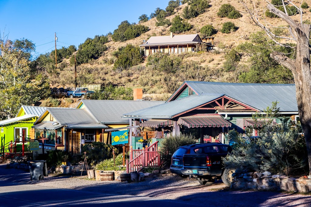 Moonbow | 2873 NM-14, Madrid, NM 87010, USA | Phone: (505) 438-0758