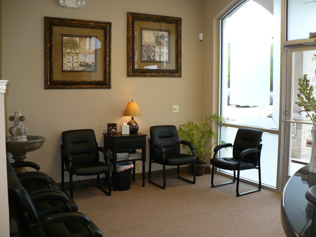 Green Oaks Spine & Sport | 4200 SW Green Oaks Blvd Ste 100, Arlington, TX 76017, USA | Phone: (817) 478-5800