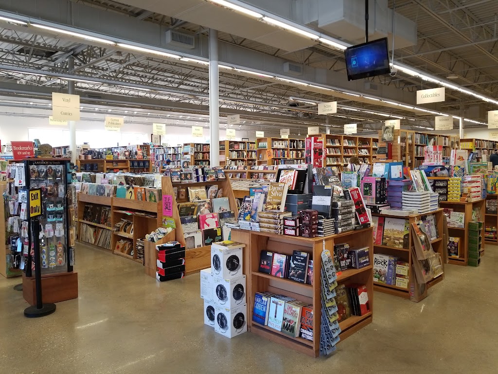 Half Price Books | 2440 Preston Rd, Plano, TX 75093, USA | Phone: (972) 985-6196