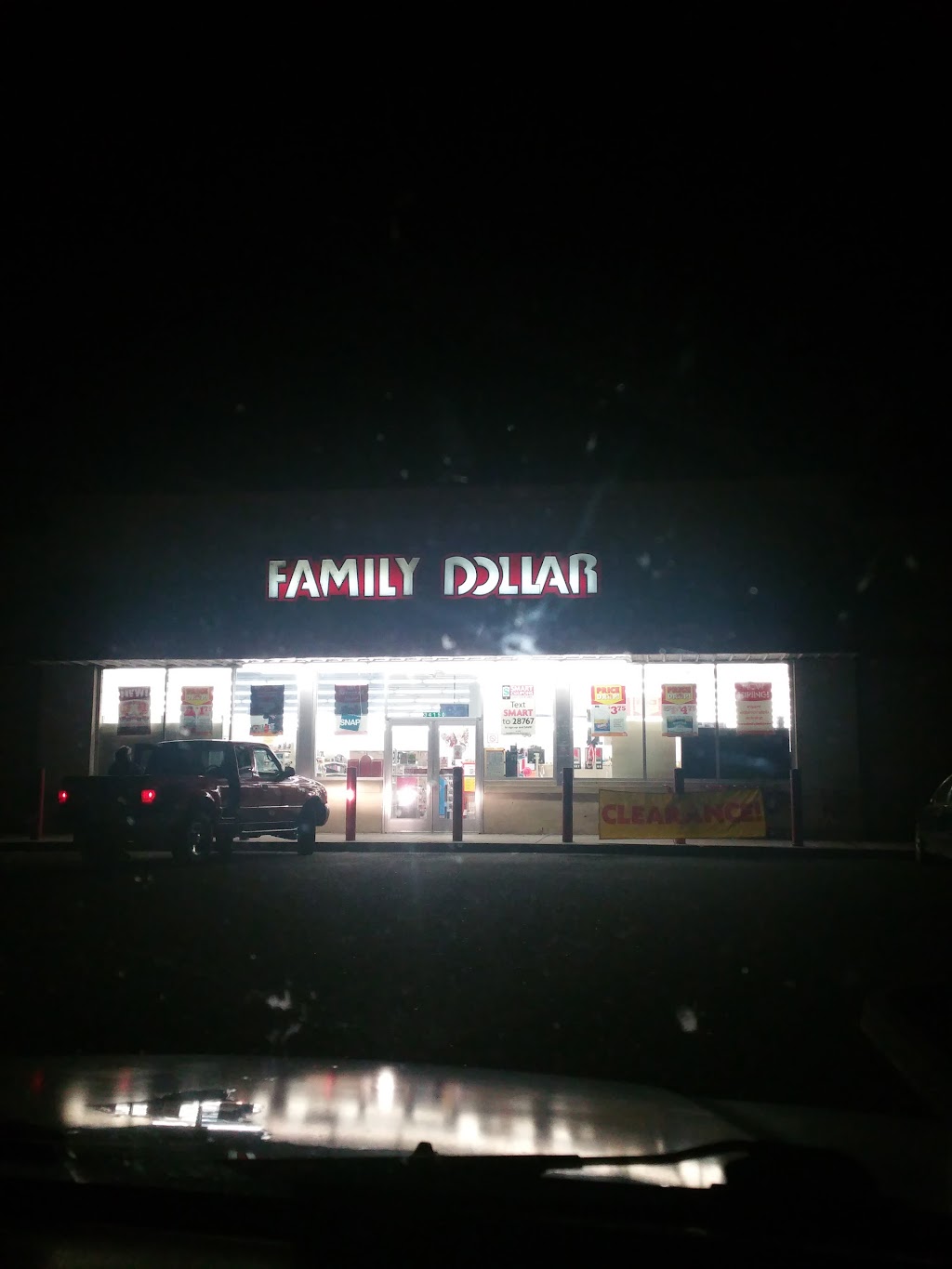 Family Dollar | 34150 Old Black Canyon Hwy, Black Canyon City, AZ 85324, USA | Phone: (480) 808-3816