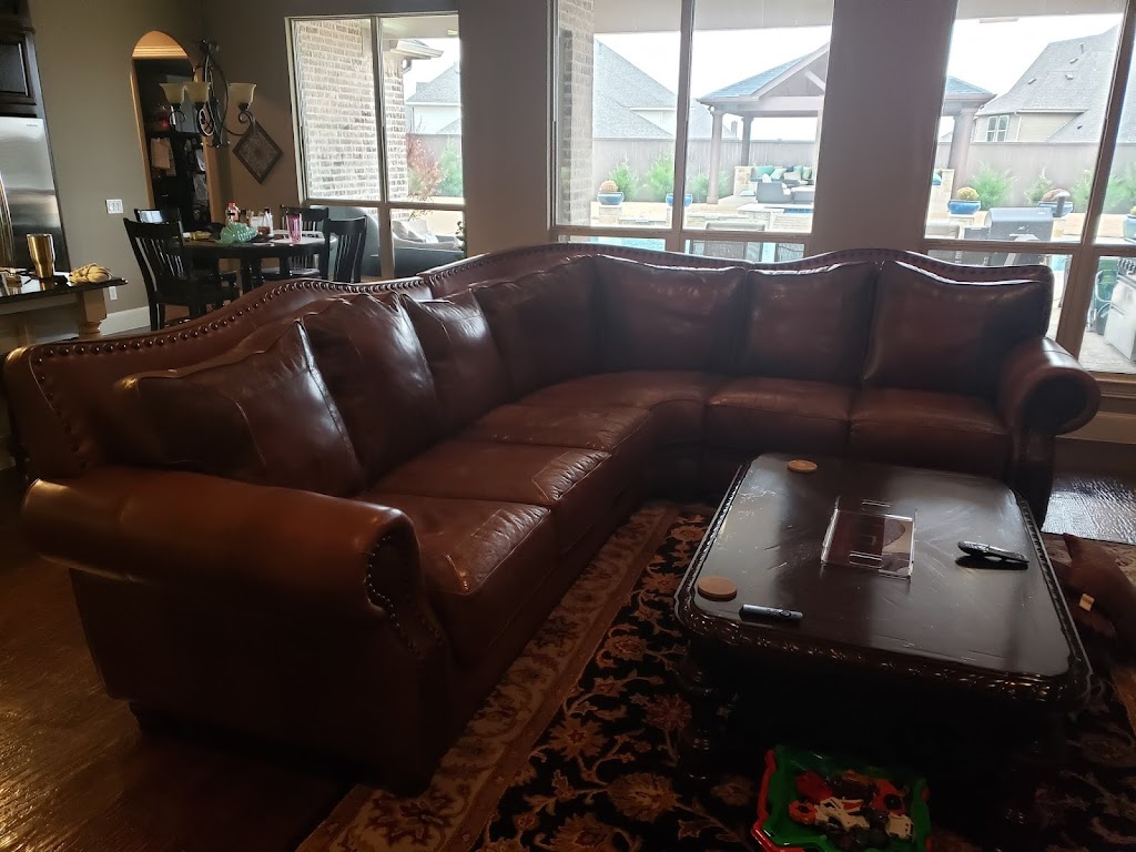 The Leather Sofa Co. | 8008 TX-121 Bldg. E Ste 101, Frisco, TX 75034, USA | Phone: (469) 633-7800