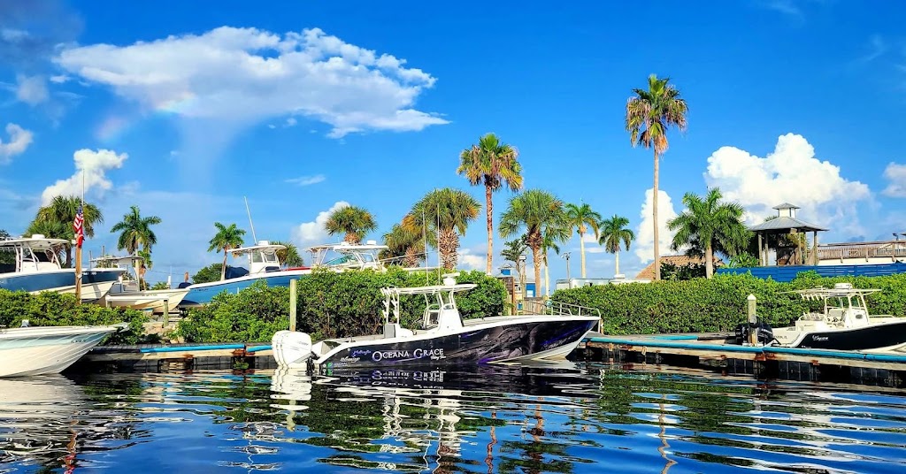 Tarpon Pointe Marina | 234 6th St NE, Bradenton, FL 34208, USA | Phone: (941) 745-1199