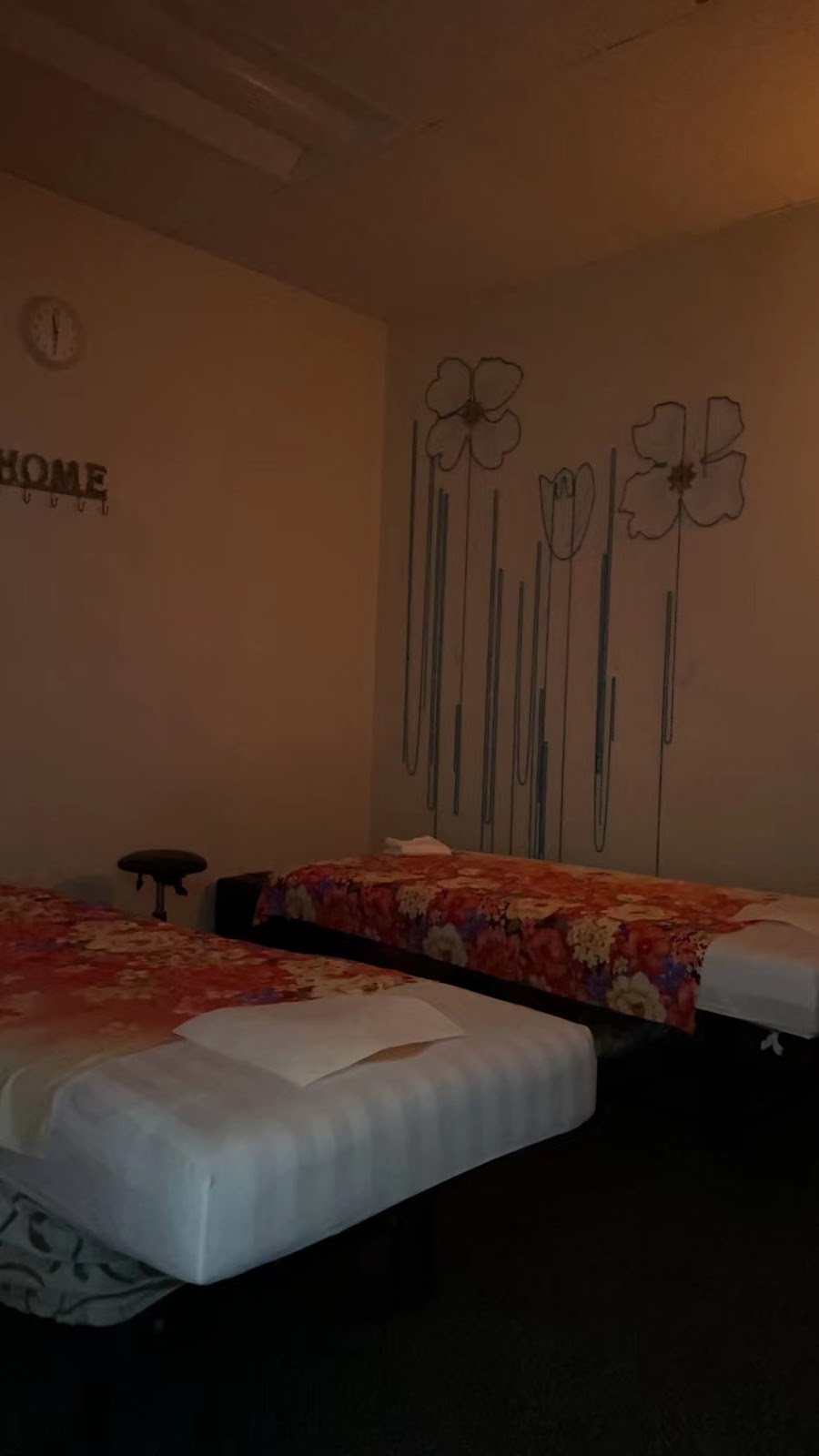 LA BODY LOUNGE MASSAGE | 8001 Laurel Canyon Blvd suite 203, North Hollywood, CA 91605, USA | Phone: (818) 771-0580