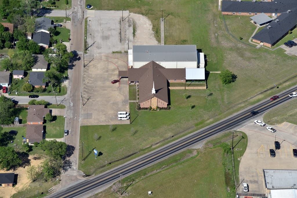 Kaufman County Christian Center | 200 4th St, Kaufman, TX 75142, USA | Phone: (972) 932-6136