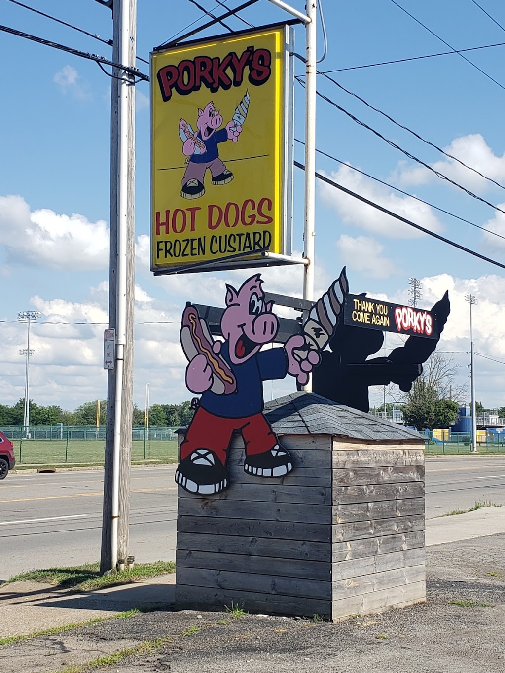 Porkys Hotdogs | 1416 Hyde Park Blvd, Niagara Falls, NY 14305, USA | Phone: (716) 298-9974