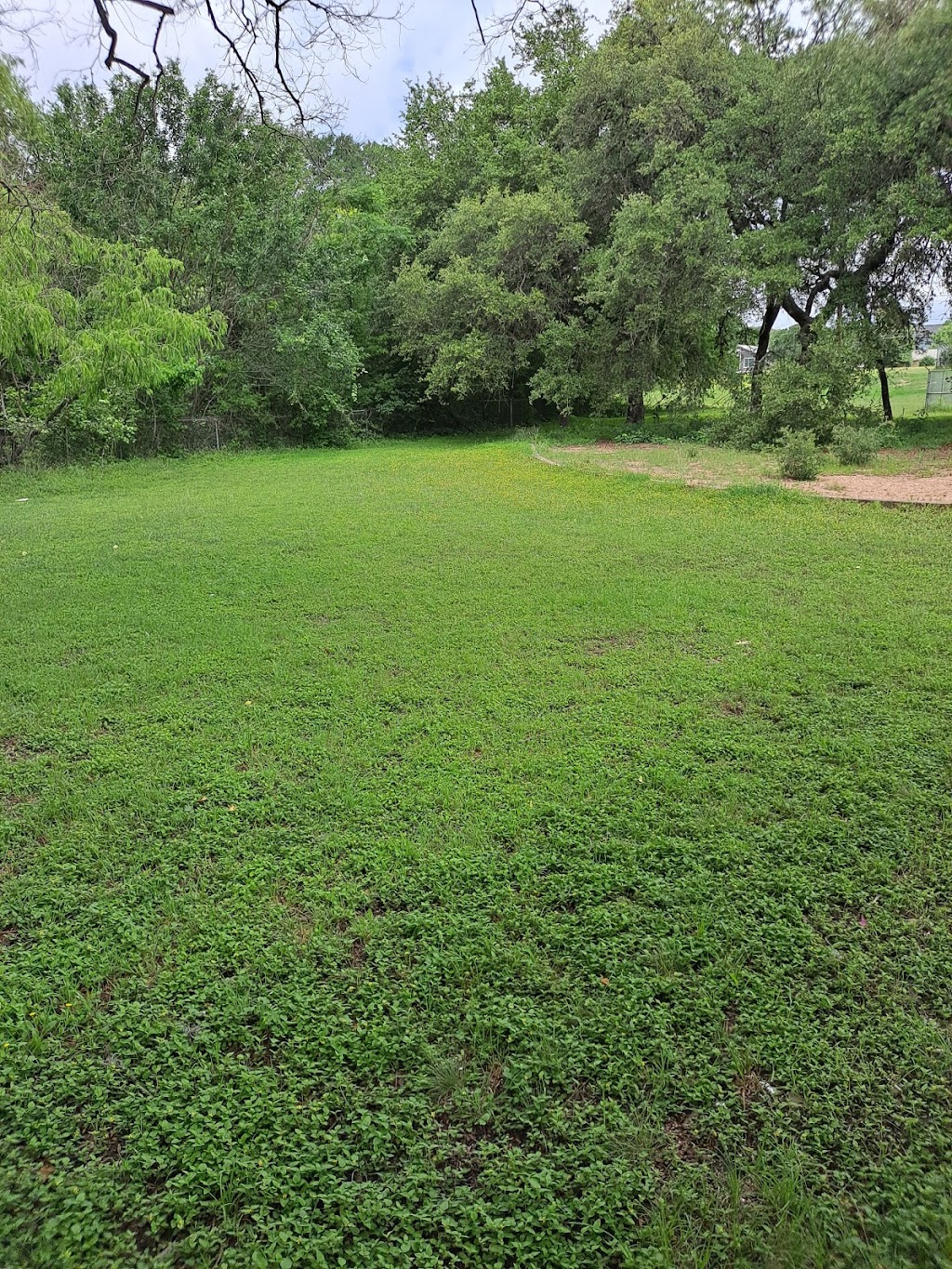 Givens District Park | 3811 E 12th St, Austin, TX 78721, USA | Phone: (512) 974-6700