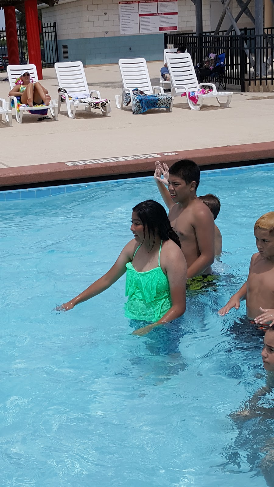 Aransas Pass Aquatic Center | 400 E Johnson Ave, Aransas Pass, TX 78336, USA | Phone: (361) 758-7770