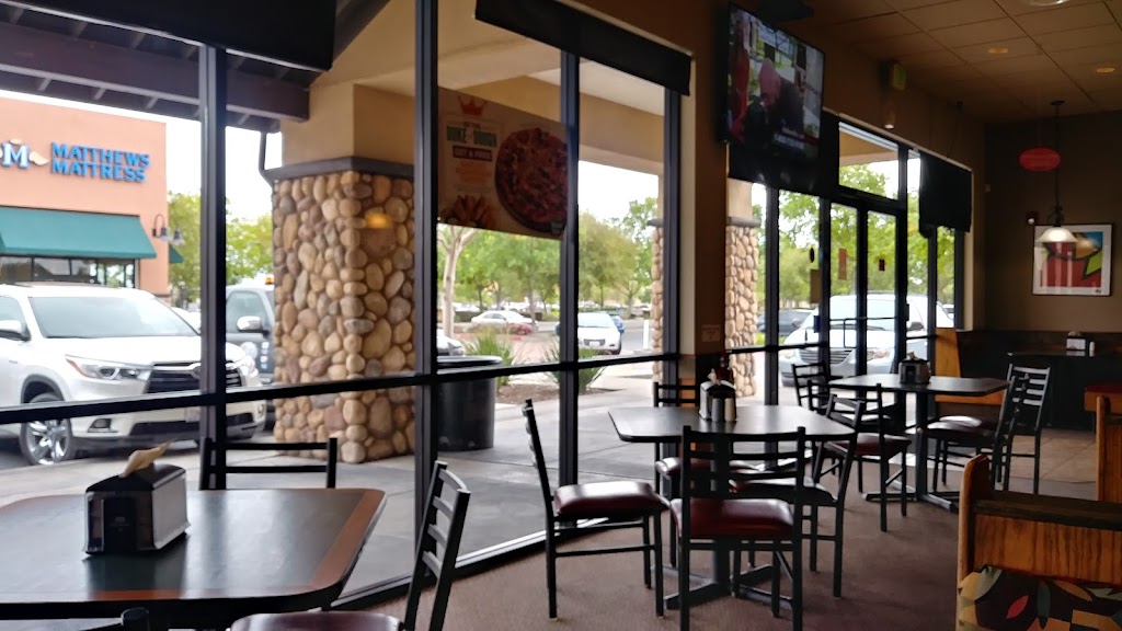 Round Table Pizza | 10054 Bruceville Rd, Elk Grove, CA 95758, USA | Phone: (916) 686-4009