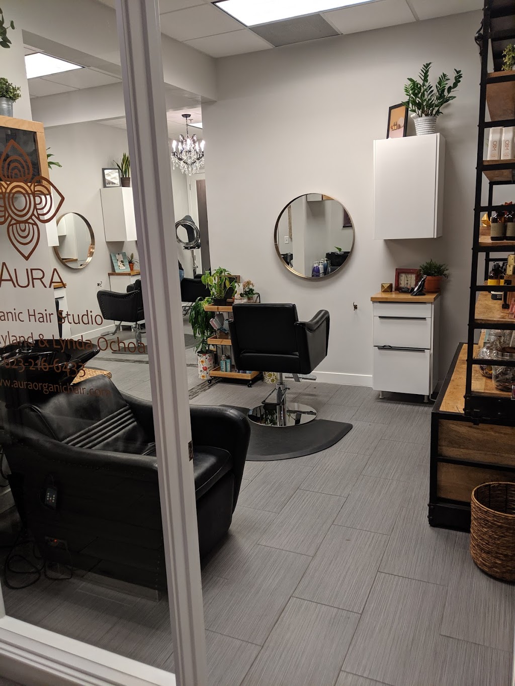 Aura Organic Hair Studio | Suites - 22&17 Inside Salon4, 9710 W Happy Valley Rd, Peoria, AZ 85383, USA | Phone: (623) 216-6433