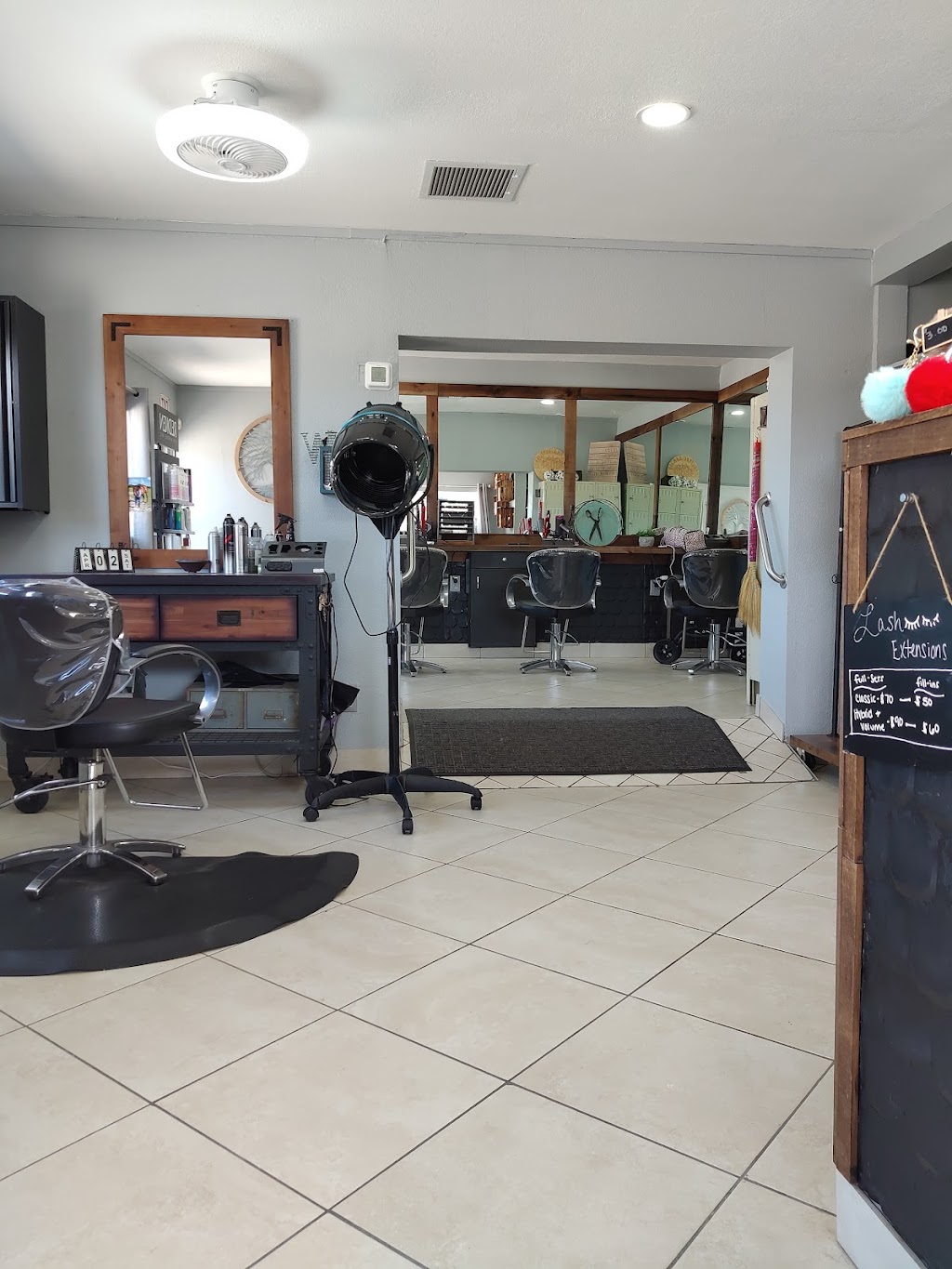 Small Town Roots Salon & Spa | 840 E Myers Blvd, Mascotte, FL 34753, USA | Phone: (863) 206-5011