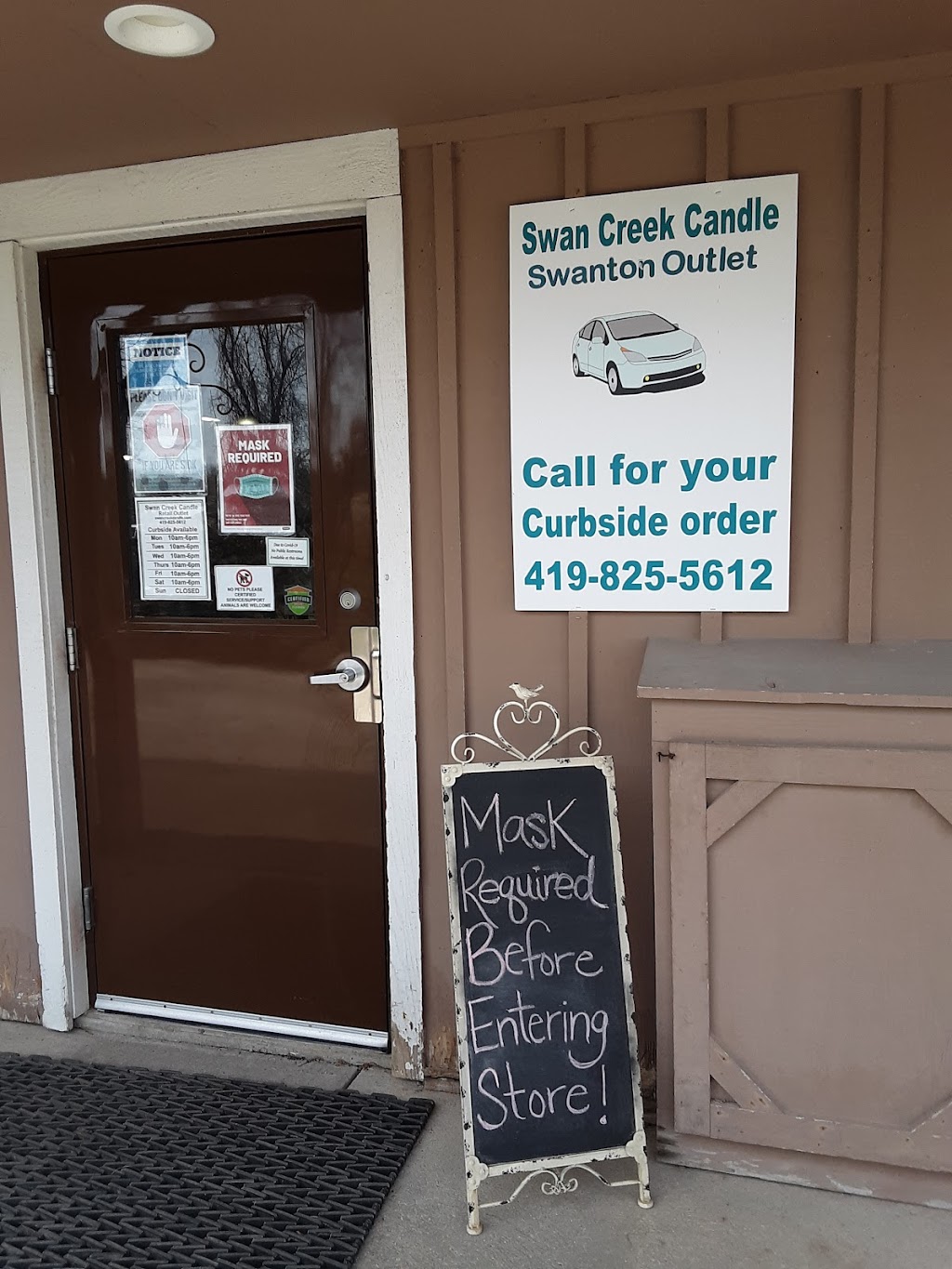Swan Creek Candle Outlet | 395 W Airport Hwy, Swanton, OH 43558, USA | Phone: (419) 825-5612