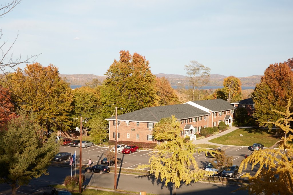 Tor View Village Apartments | 1 Kensington Cir, Garnerville, NY 10923, USA | Phone: (845) 429-8222