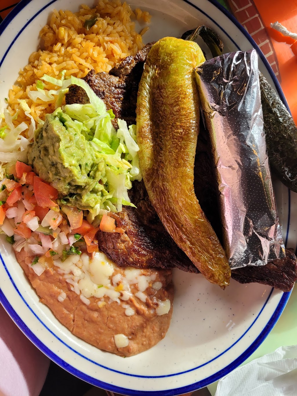 La Fiesta Mexican Restaurant | 3800 Washington Pl, Bartlesville, OK 74006, USA | Phone: (918) 333-0032